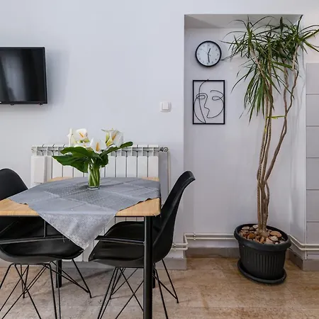 Apartment Mima