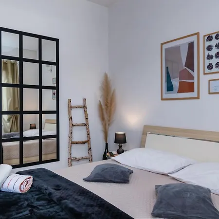 Mima Apartman *